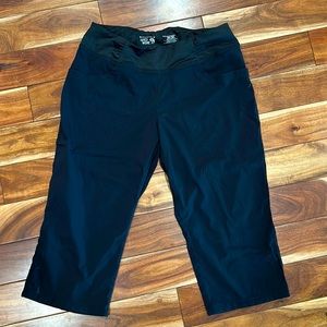 Mountain Hardware Crop Pants